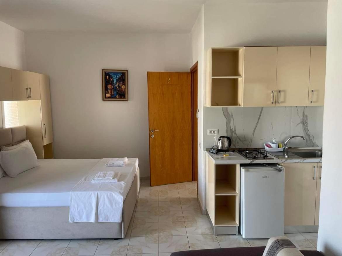 Apartments Rudi Orikum Luaran gambar