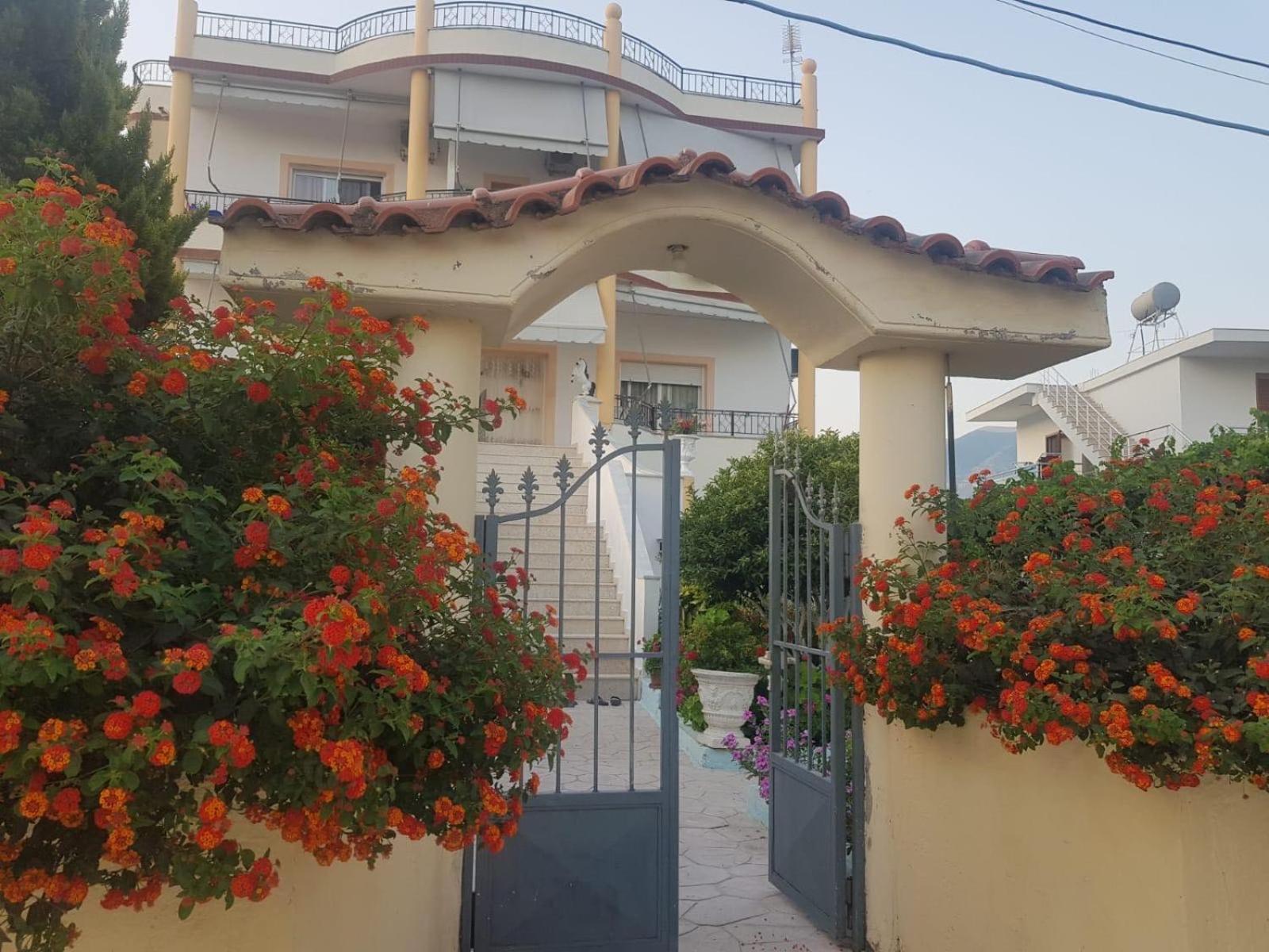 Apartments Rudi Orikum Luaran gambar